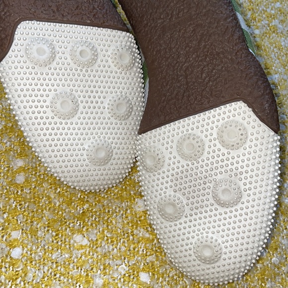 BALLY Classic White Green Sneakers - Picture 8 of 12